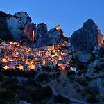 Petra Lucana Farma *