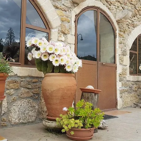 Alloggio per agriturismo Petra Lucana